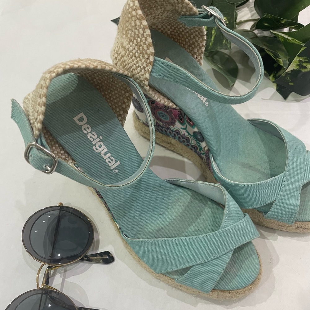 Blue fabric Desigual wedges size 36 US 6